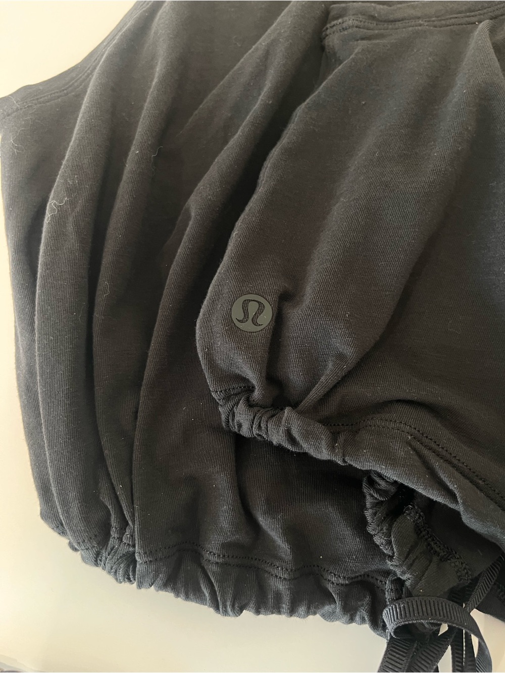 lululemon Black Adapt to You Tank Top Cinch-Hem Crop Tank Size 12 Drawstring - Picture 4 of 7